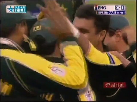 First ball wicket for Pakistani bowlers - Mera Pakistan