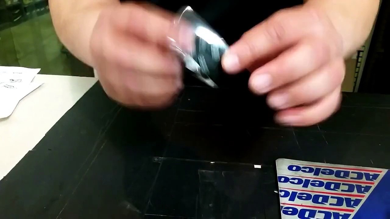 2007-2012 Jaguar XK & 2009-2012 Jaguar XF key fob battery replacement