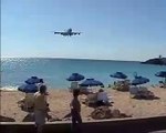 KLM 747-400 landing st maarten