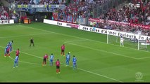 Steve Mandanda Amazing Penalty Save - Guingamp v. Olympique Marseille - 28.08.2015 HD