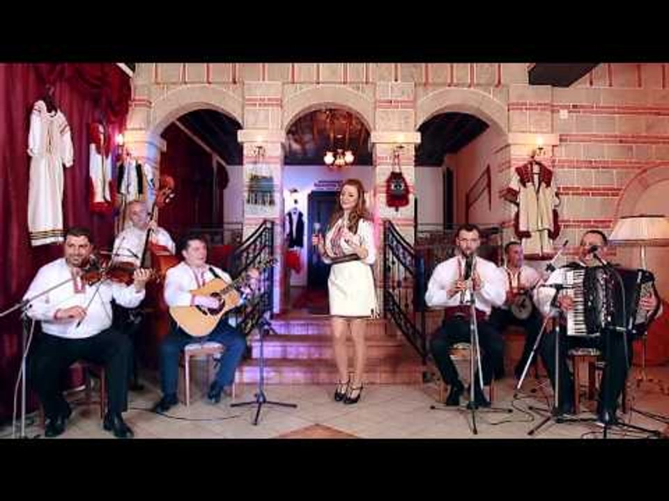 Elena Velevska i grupa Cardak Brala moma kapini