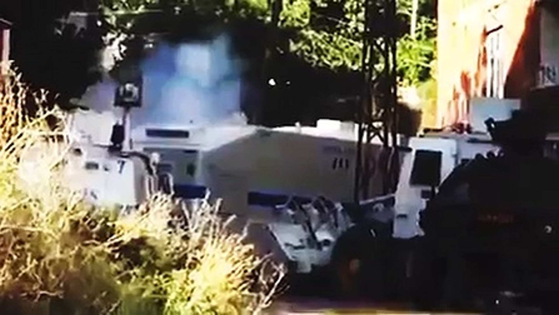 Turkey Arrests English Vice News Reporters For covering War in The East