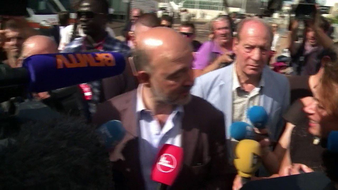 Les propos d’Emmanuel Macron divisent le PS