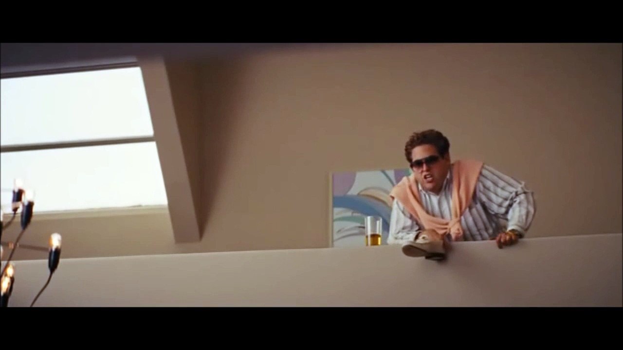 ELLE EST BONNE - THE WOLF OF WALL STREET