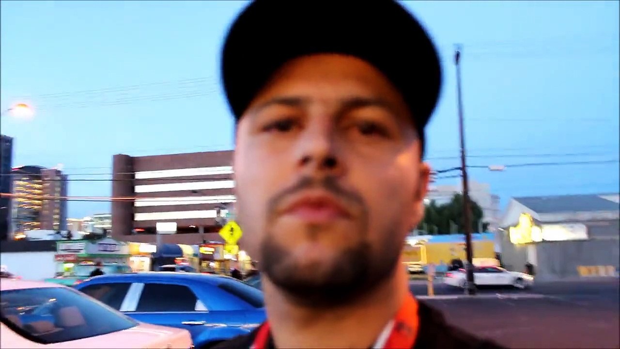 Vini visitando a loja do Trato Feito em Las Vegas