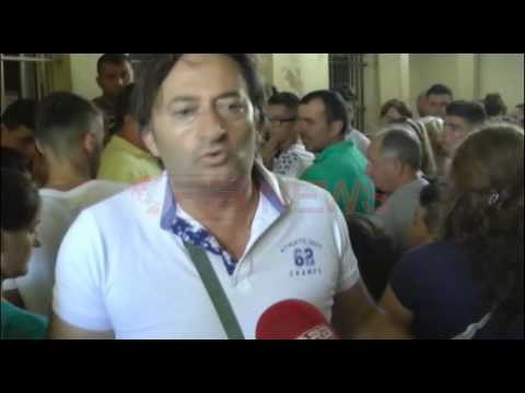 Vlorë, Radhë për pasaportat, qytetarët: Po humbim kohë dhe para- Ora News- Lajmi i fundit-