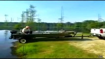 ボートのハプニング映像集