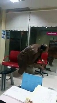 insaat işcisinden süper oyun havası