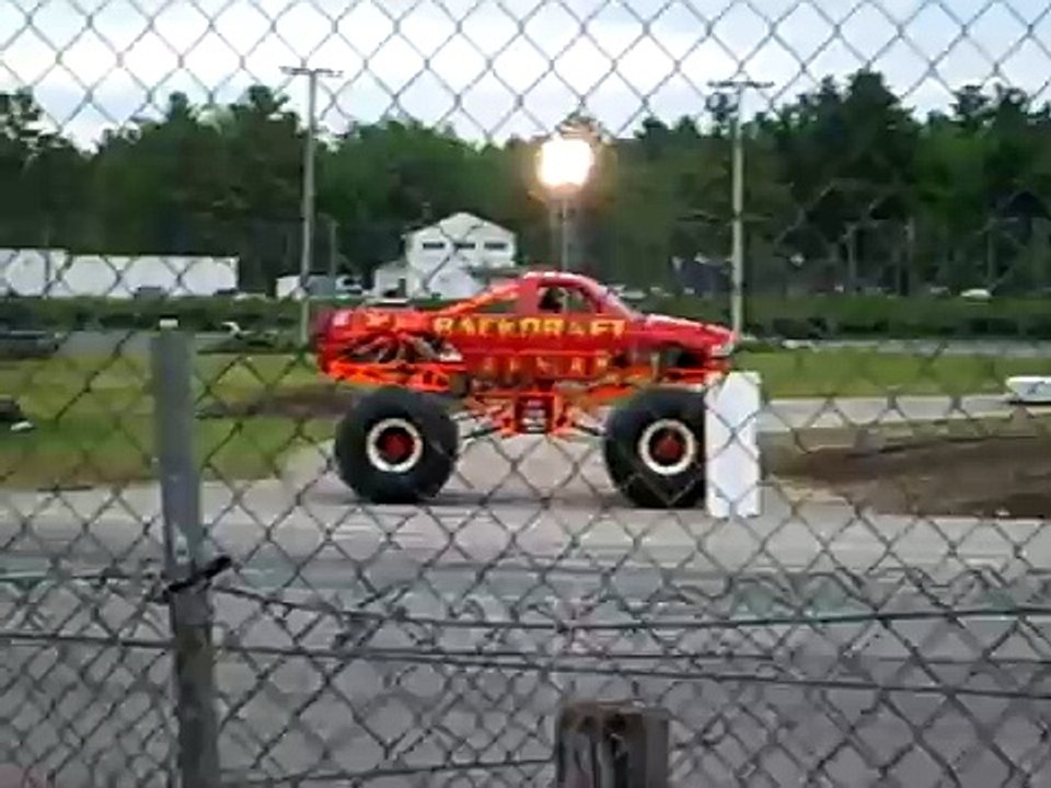 Monster Jam @ Speedway 95 2007.