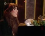 Kate Bush - Wuthering Heights (1978)