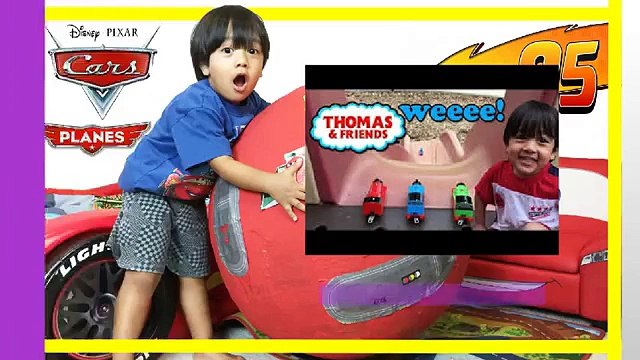 100+ cars toys GIANT EGG SURPRISE OPENING Disney Pixar Lightning McQueen kids video Ryan ToysReview