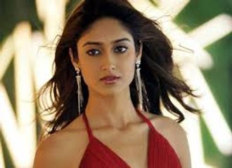 Ileana D'Cruz not signed on any project Latest Breaking News