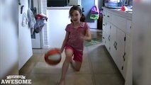8歳の女の子のバスケドリブルの練習が凄い！　8year old girl is incredible at dribbling basketballs!