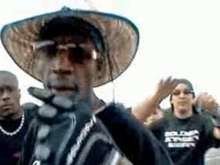 Clip Balastik Dogg feat Larsen.