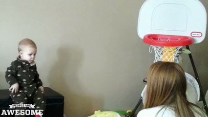 バスケットゴール　天才ベイビー！　Little kid sinks consecutive basketball shots!