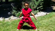 天才カンフー少年の演武！Young kid with amazing martial arts skills!