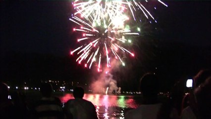 Haute-Savoie Annecy le feu d'artifice du 14 juillet