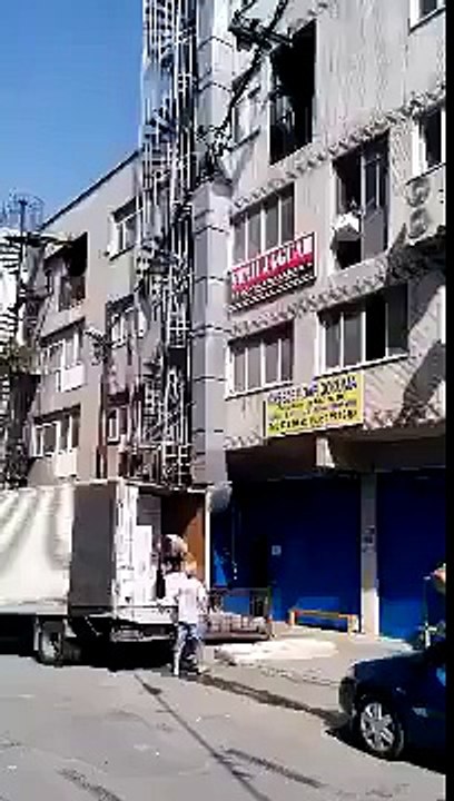 Turkish pantechnicon halal