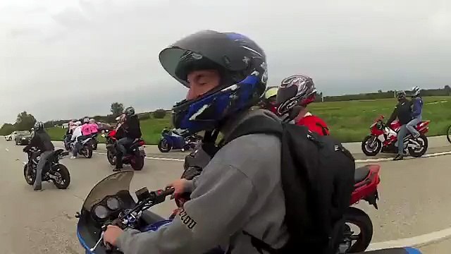 Вот как нужно уходить от ментов)