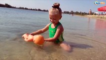 ✔ Baby Doll Bath time Nenuco Baby Girl. Ярослава на озере купает Куклу. Часть 1. Серия 42 ✔