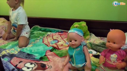 ✔ Baby Born and Nenuco. Dolls are going to bed. Куклы и Ярослава ложатся спать. Серия 45 ✔
