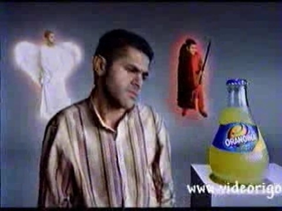 Pub orangina Jamel rentre chez ta mère