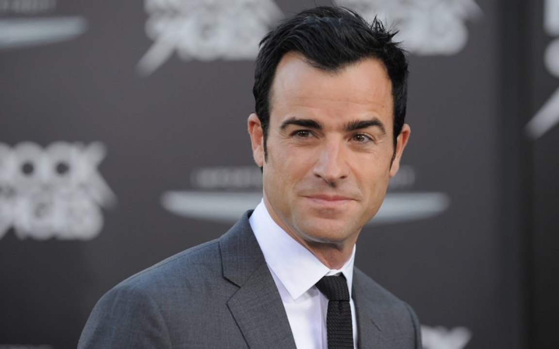 Justin Theroux parle enfin de son mariage !