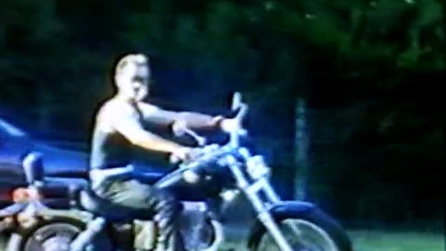 christian f s'amuse à chanter toute la musique que j'aime pour ses amis saint lô 2007