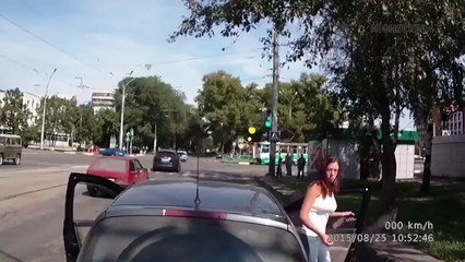 Un Russe sort son arme et tire a deux reprise pendant une road rage
