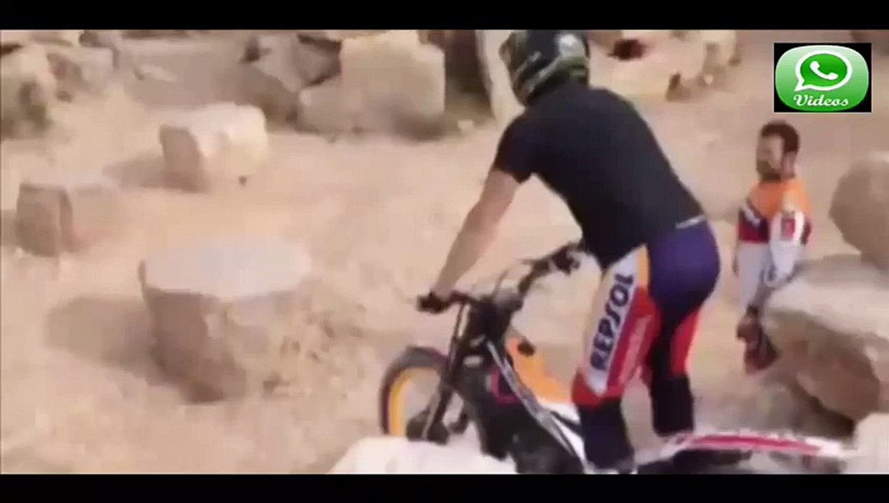 Bike Stunt Amazing Awesome Rider (MyMasti.IN)