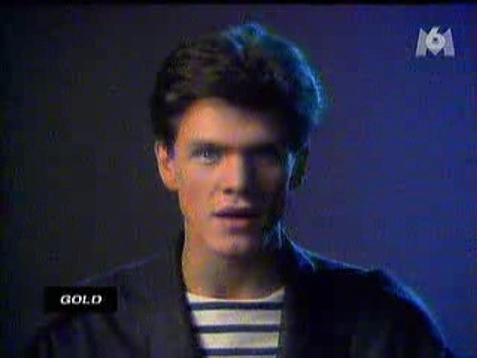 Marc  - Elle a les yeux révolvers