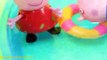 Pig George e família Peppa Pig vão ao Parque Aquático Novelinha da Peppa Brinquedos Surpresas