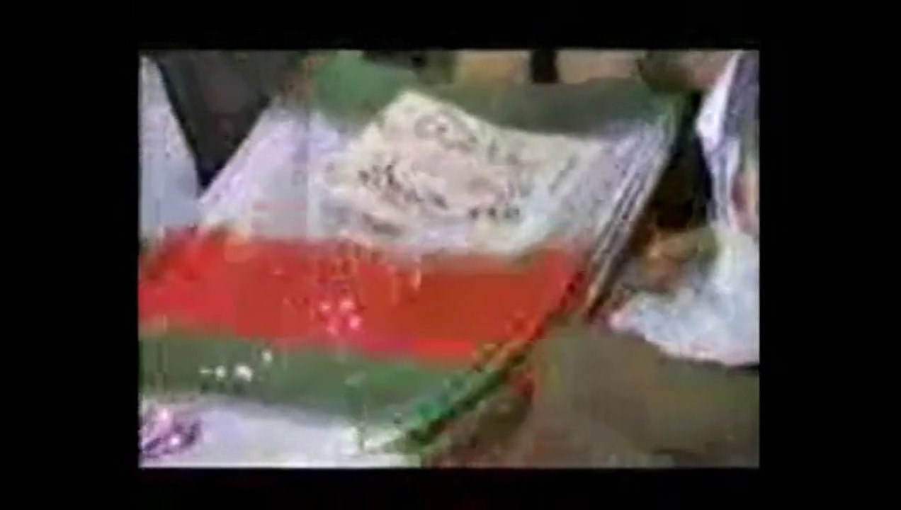 People Surprised on 22 years old grave of a martyr was found opened with his fresh Body. -