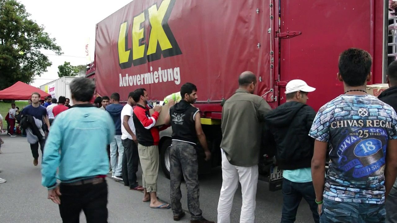 Willkommensfest und asylproteste in heidenau