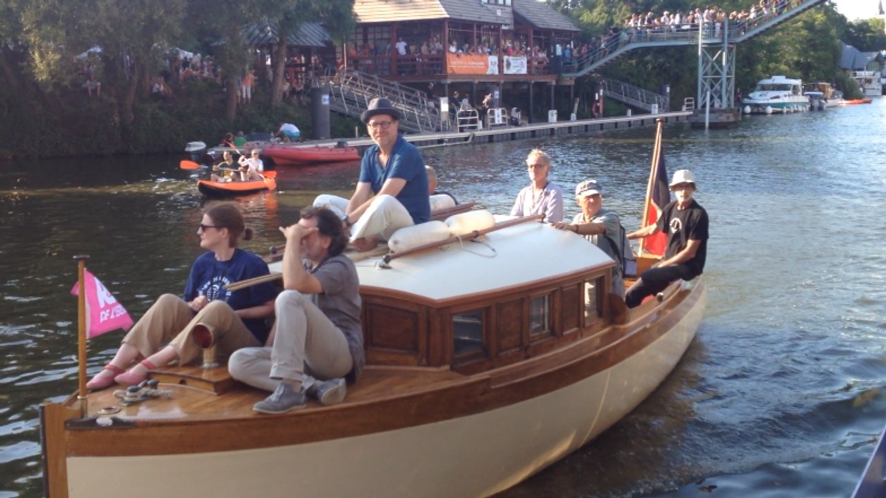 Arrivée de la flottille