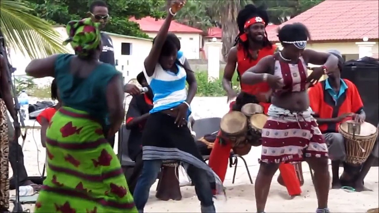 Gambia - 1 Man 4 Drums - known Gambian band. Kotu Beach.