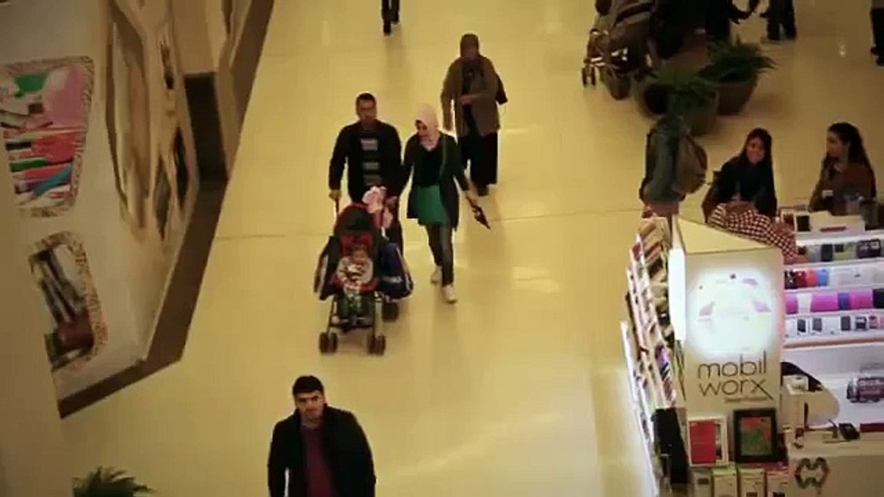 Türk Kızından Öpücük İstemenin Bedeli