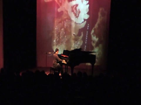 Game of Thrones - Main theme on piano