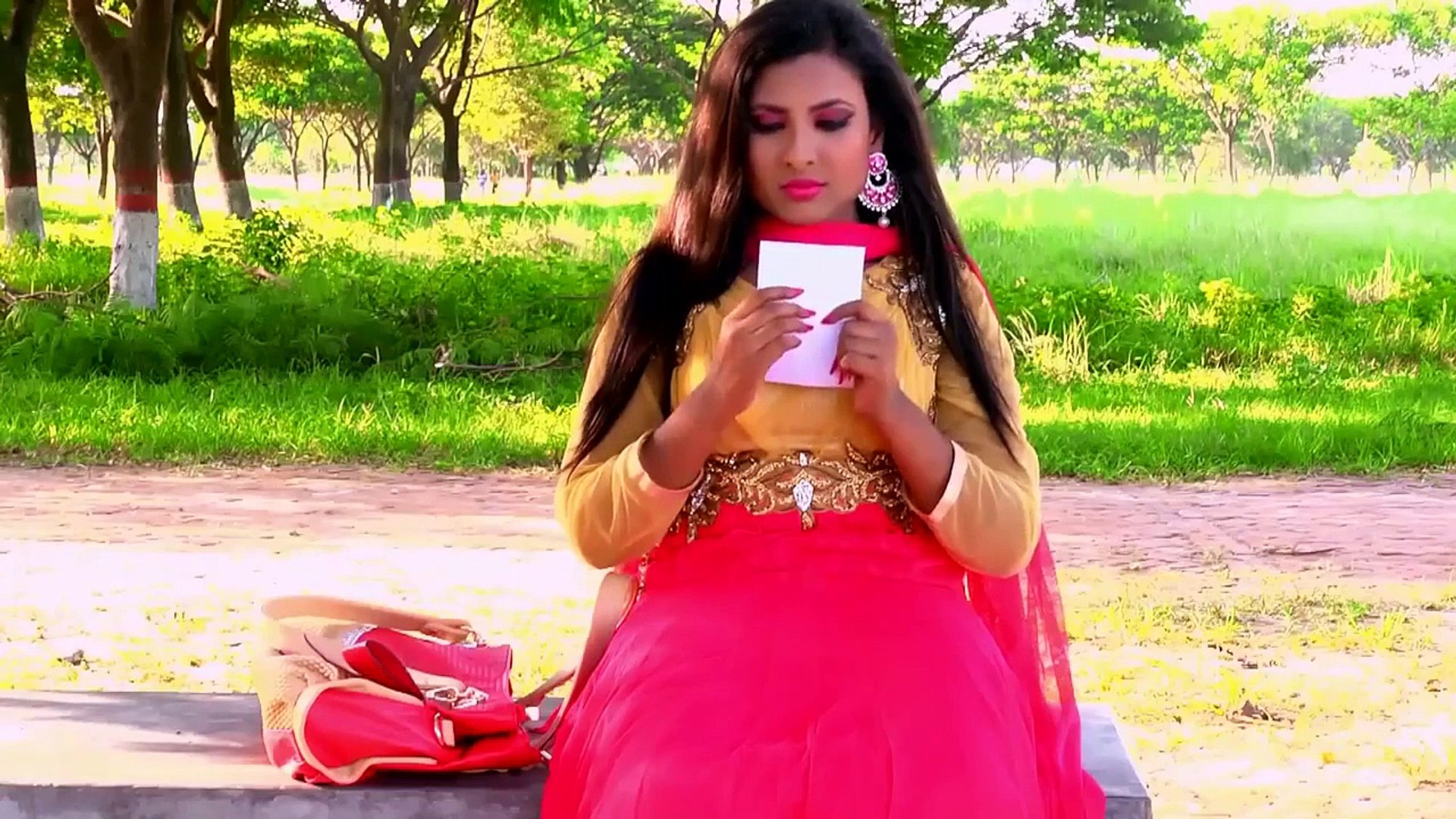 ⁣Bangla New Music Video 2015 Icche Gulo by Singer Moni