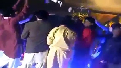 Pakistani Politicians Enjoying hot Mujra At Wedding Party