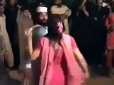 Pakistani Hot Shemale mast hot Saxy Dance  on pashto Song In Public 2014