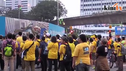 8.30am - BERSIH dimulakan dengan solat, 'Negarku', senaman
