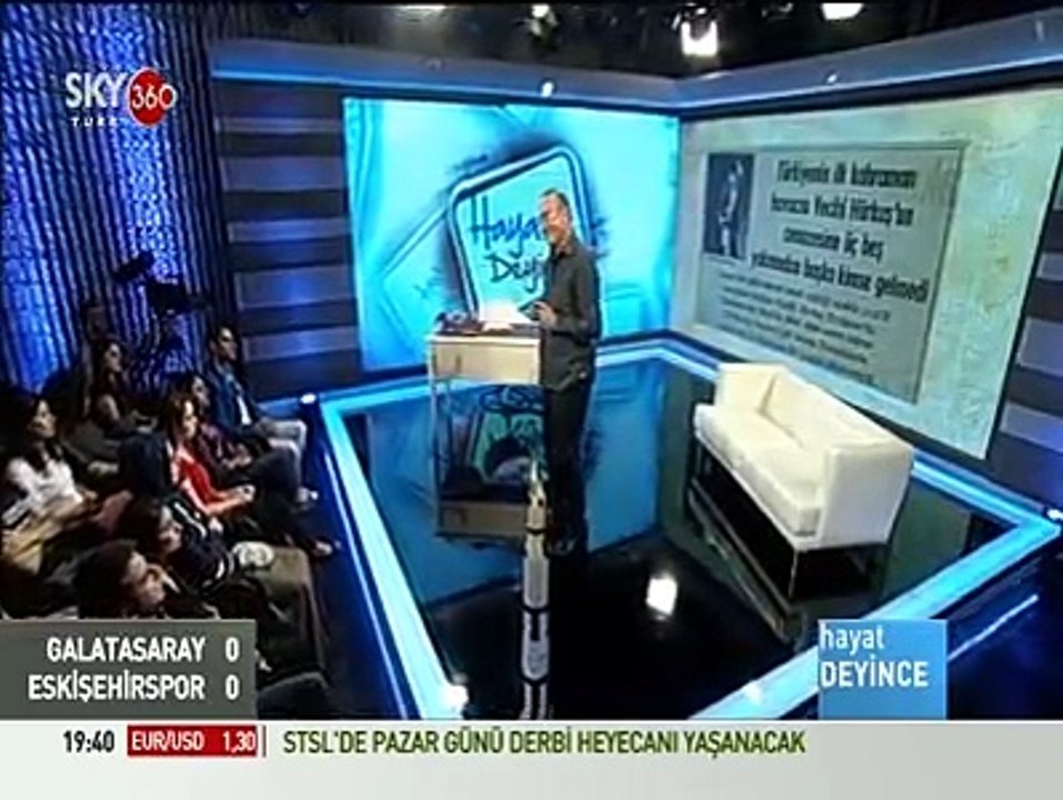 Sunay Akın Vecihi Hürkuş'u Andı!