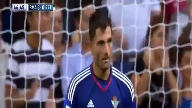 Real madrid vs Betis 4-0 2015 - Karim Benzema Goal