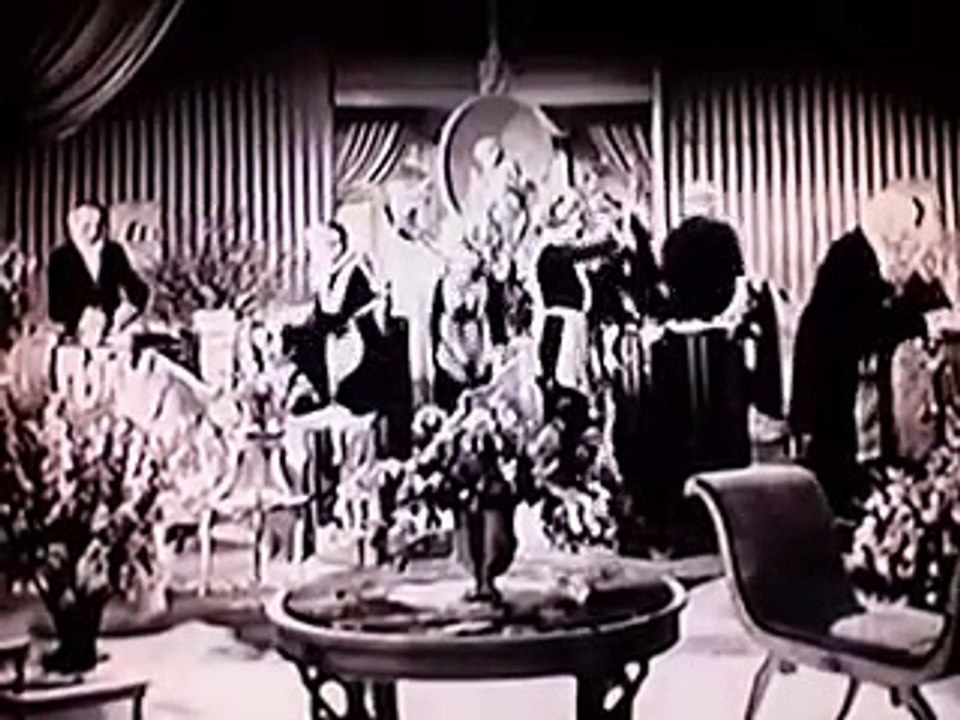 Mae West "Now I'm a Lady"