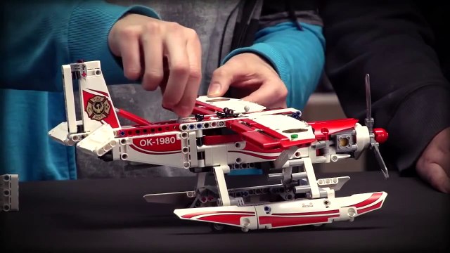 LEGO® Technic Fire Plane 42040 Designer Video