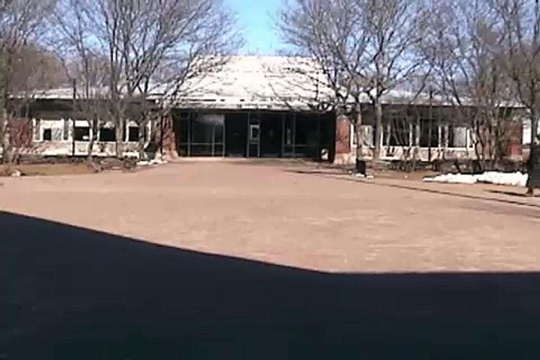 Benny hill-yakety sax