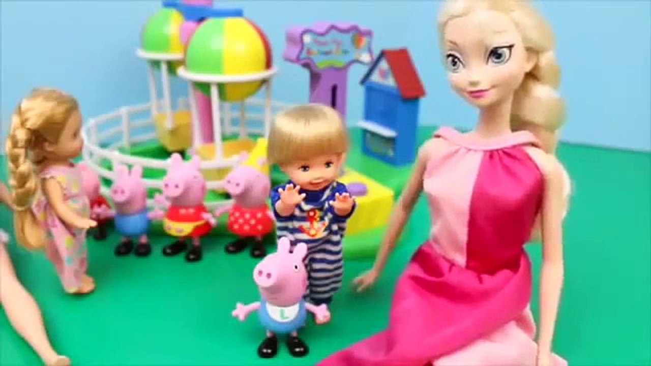 FROZEN Elsa and Anna Kids Alex & Felicia Ride The Peppa Pig Balloon Theme Park Toy