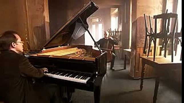 Astor Piazzolla Libertango(piano and violoncello).flv