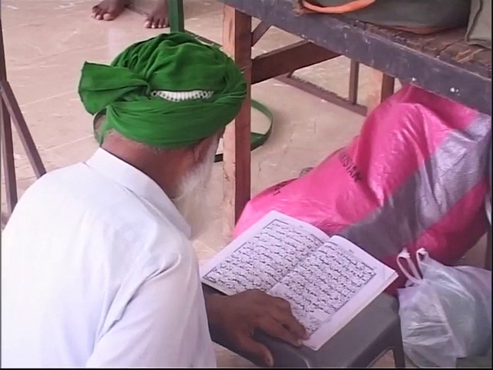 Shabbir Ibne Adil, PTV, News Report: Quran hifz (2012)